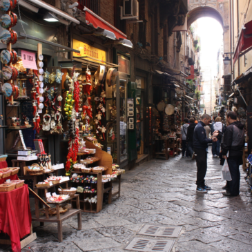 Via di San Gregorio Armeno, Napoli